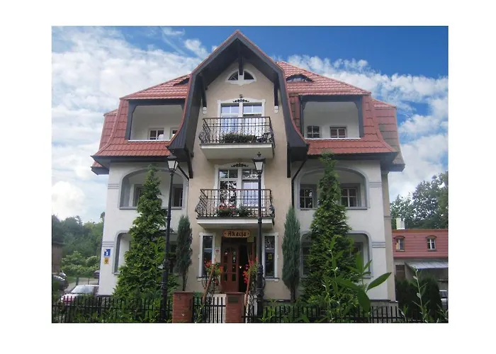 Akacja Affittacamere 3*