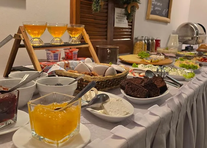 ゲストハウス Akacja 3*