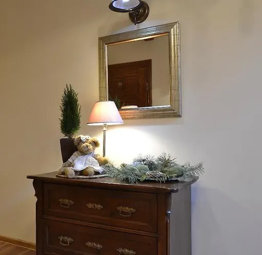 Akacja ゲストハウス クドヴァ・ズドゥルイ